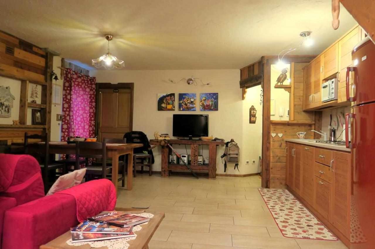 Romantica Suite Con Vasca Idromassaggio أَويستا المظهر الخارجي الصورة