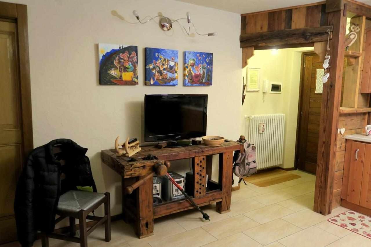 Romantica Suite Con Vasca Idromassaggio أَويستا المظهر الخارجي الصورة